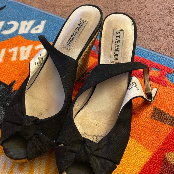 Heels - Picture 2 of 6